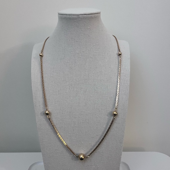 ✨ Vintage Gold Tone Avon Necklace - Picture 6 of 7